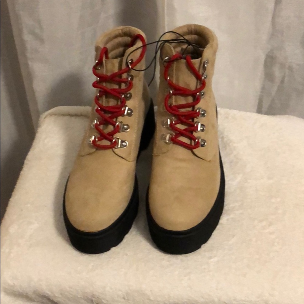 BOOTIES - Picture 2 of 4